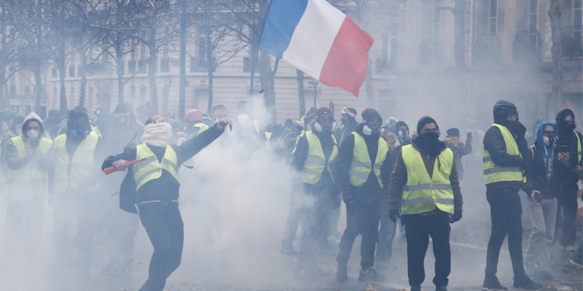 yellow vest tear gas
