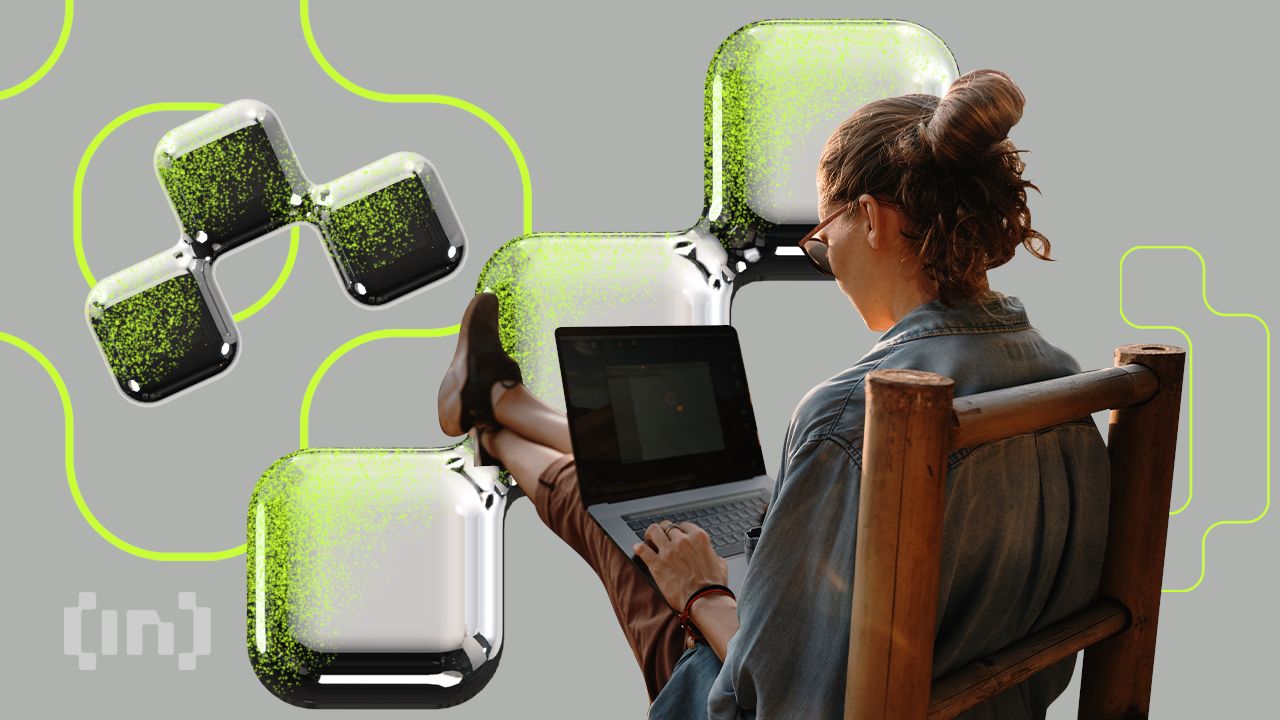 Леди Гага ест халапеньо в России и Сталин 2023: подборка забавных ChatGPT-артов