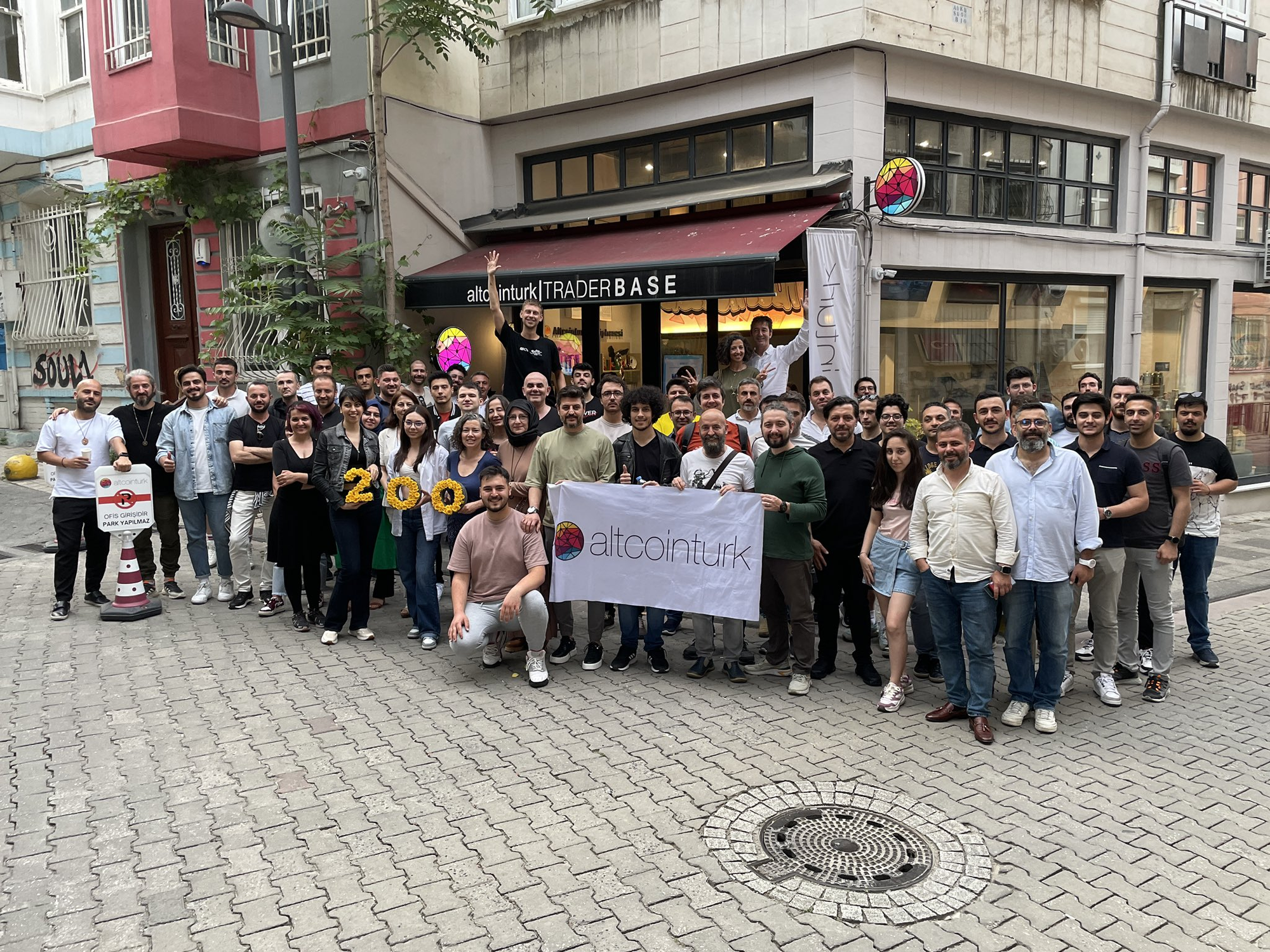 Altcointurk, 200. KriptoCuma Etkinliğini Kutladı