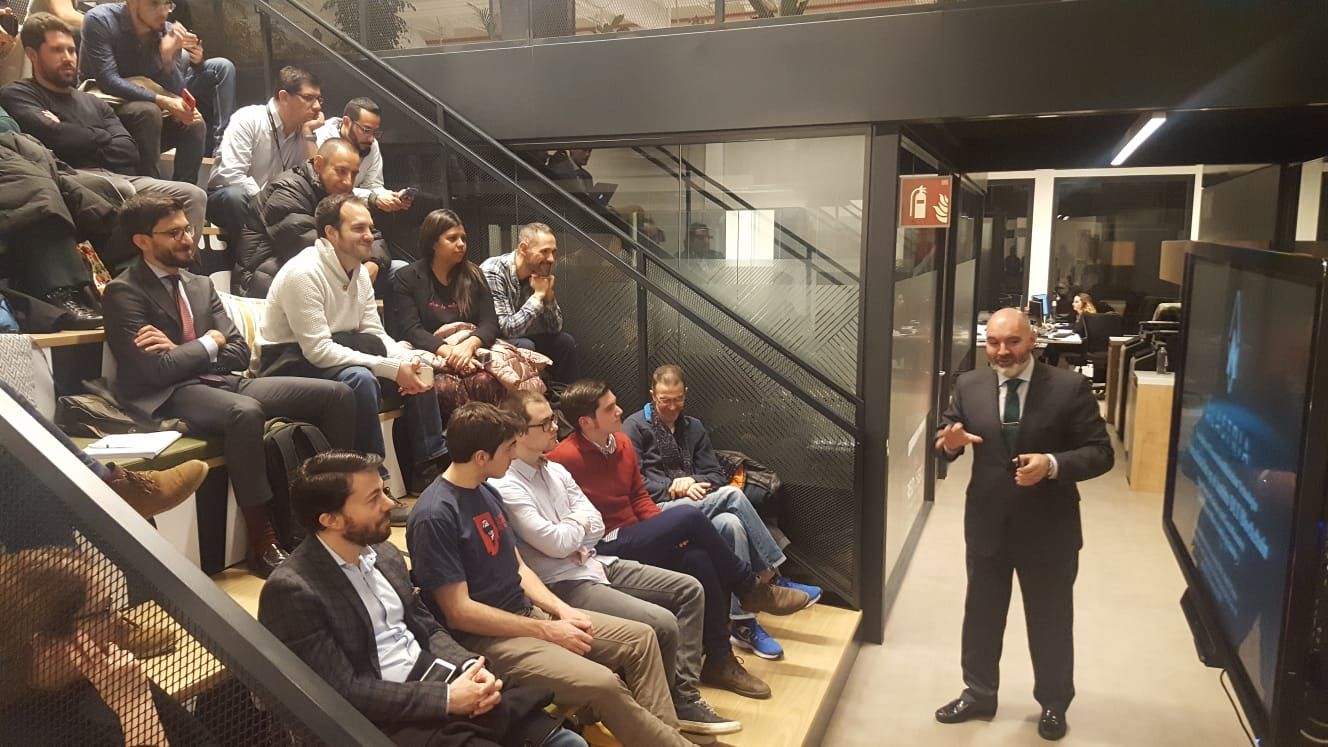 Expertos españoles hablan sobre la regulación global de criptoactivos