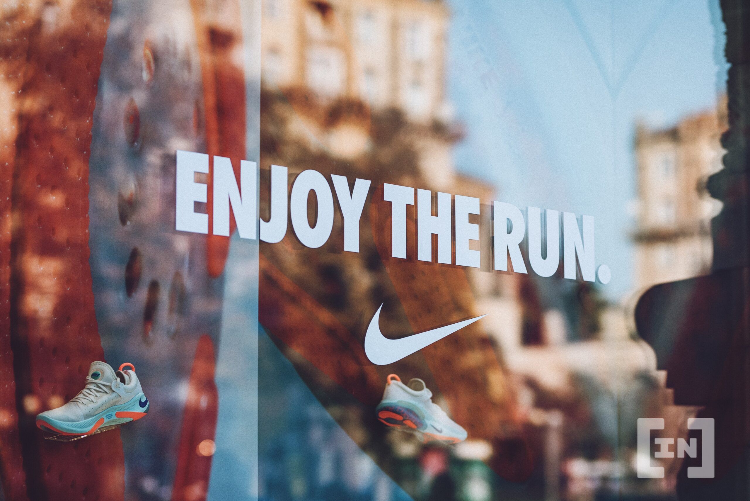 Kisruh Nike vs StockX tentang Vault NFT Masih Berlanjut, Begini Tanggapan StockX