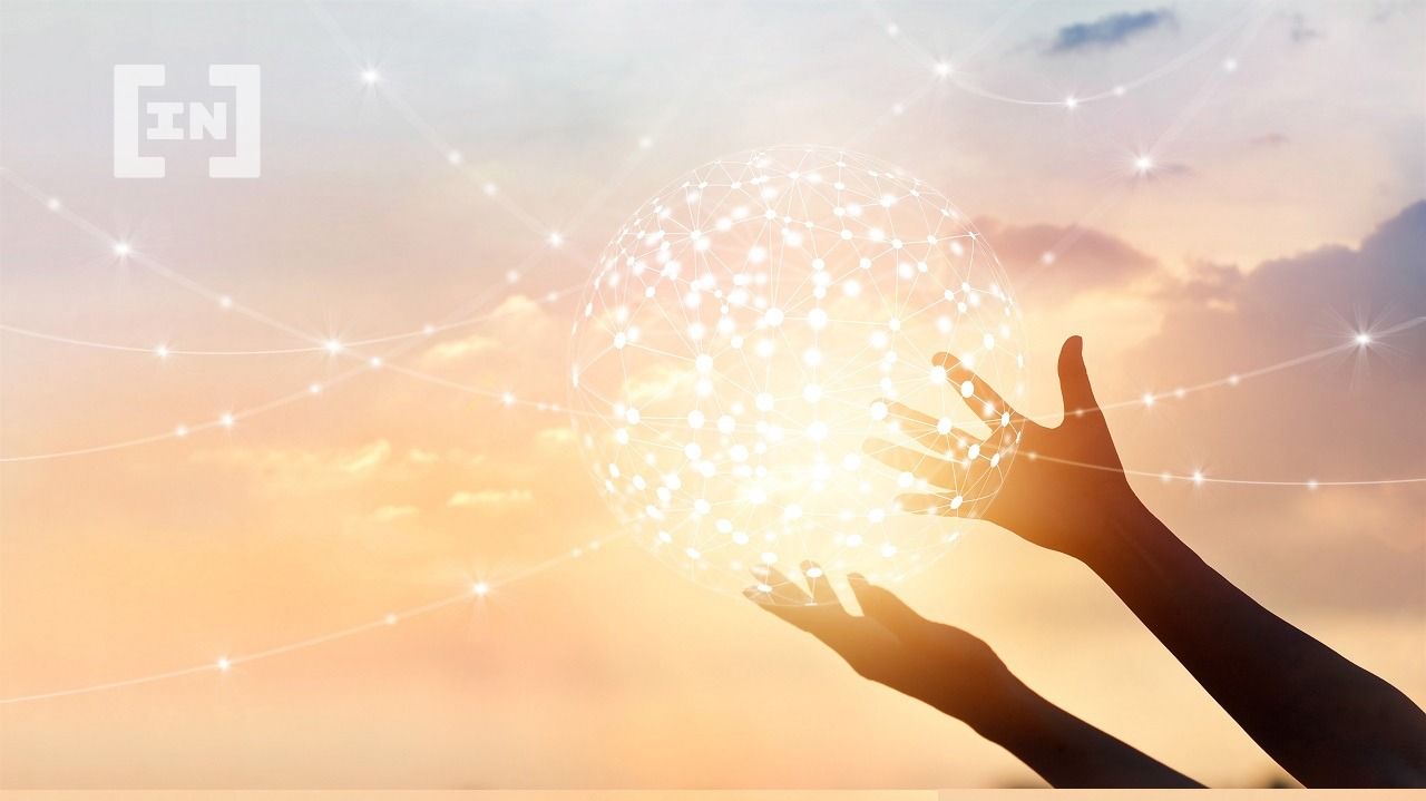 Community Cloud: Sharing Devices with Global Strangers? Fascinating!