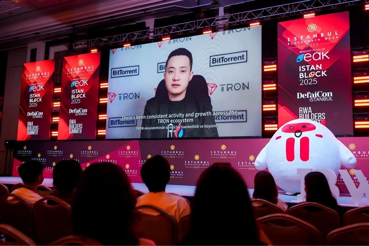 HTX DAO демонстрирует соответствие регуляторным требованиям и свое видение децентрализованного управления на неделе блокчейна в Стамбуле