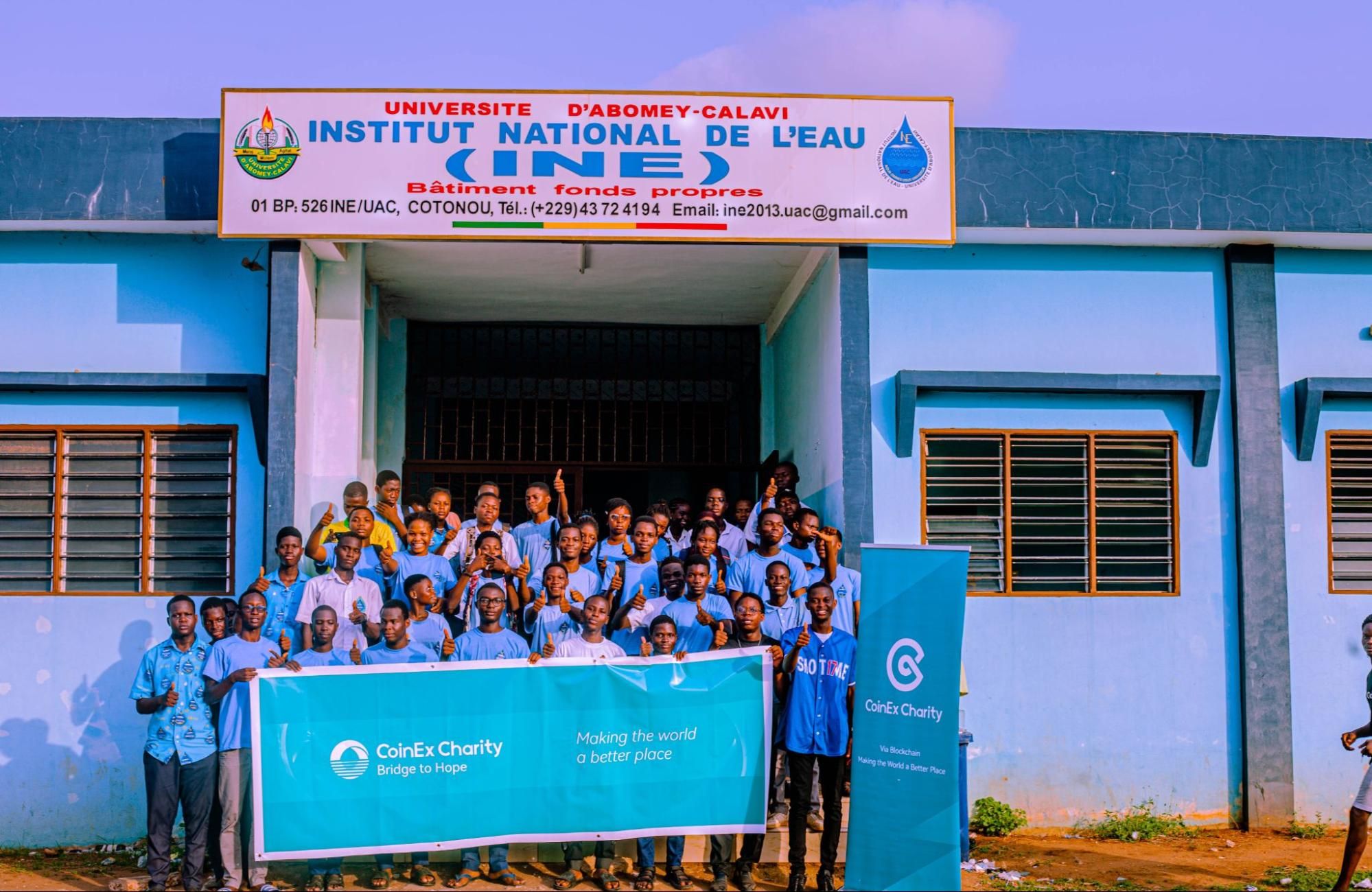 Das Starlink-Programm von CoinEx Charity macht Halt in Benin und verbindet Studenten mit einem „Netzwerk des Wissens“