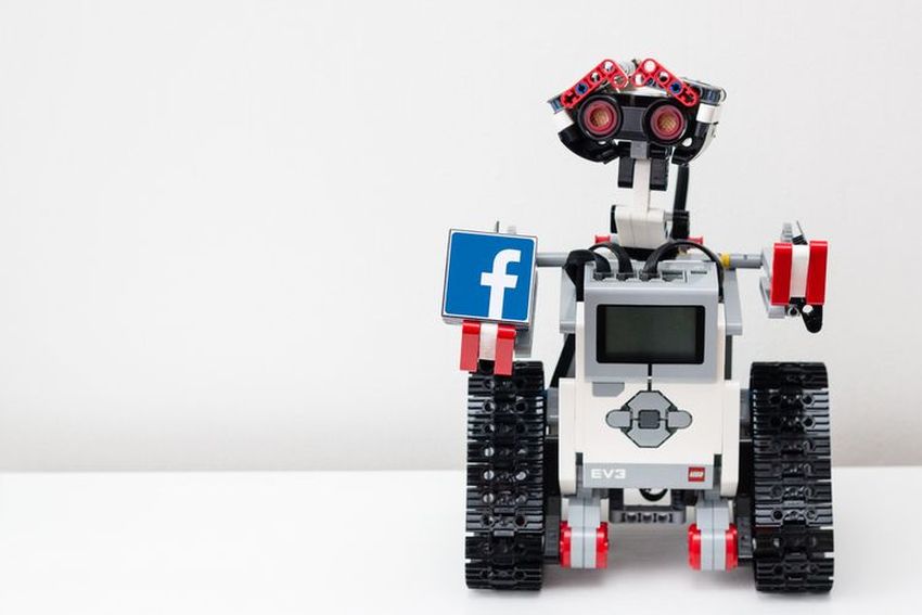 Facebook Robot