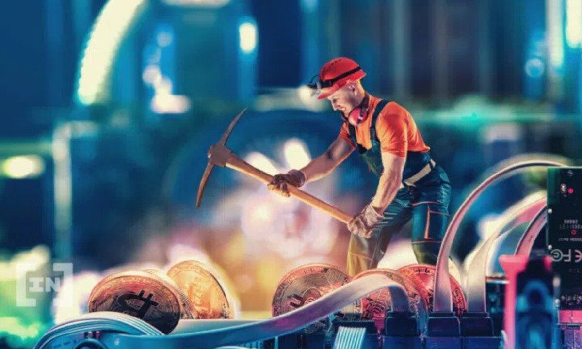 Bitcoin Miner ถึงทางแยก หลังกำไรหดกว่า 50%