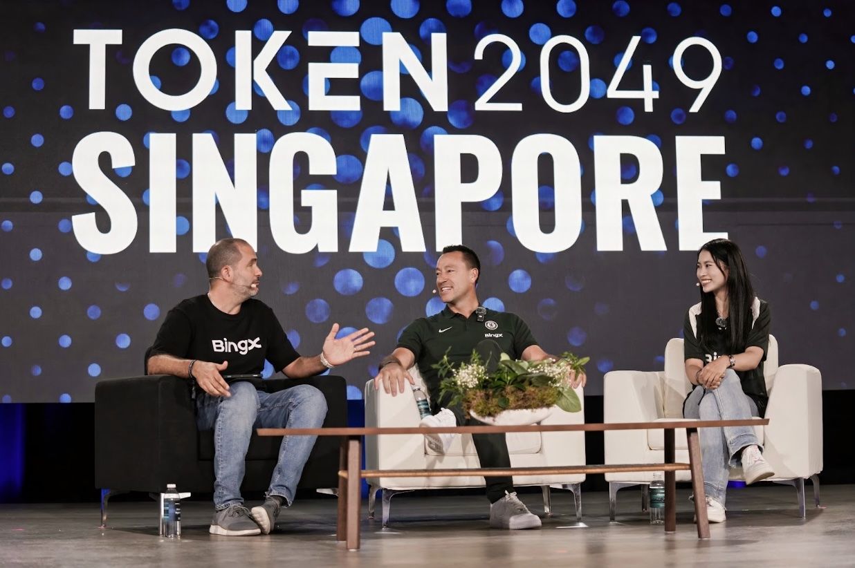 BingX e John Terry uniscono le forze per condividere il manuale della grandezza al TOKEN2049 di Singapore