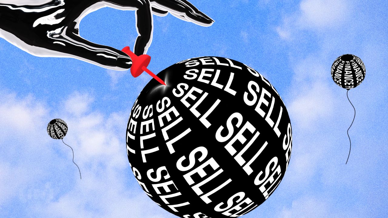 Кто избавляется от биткоинов прямо сейчас