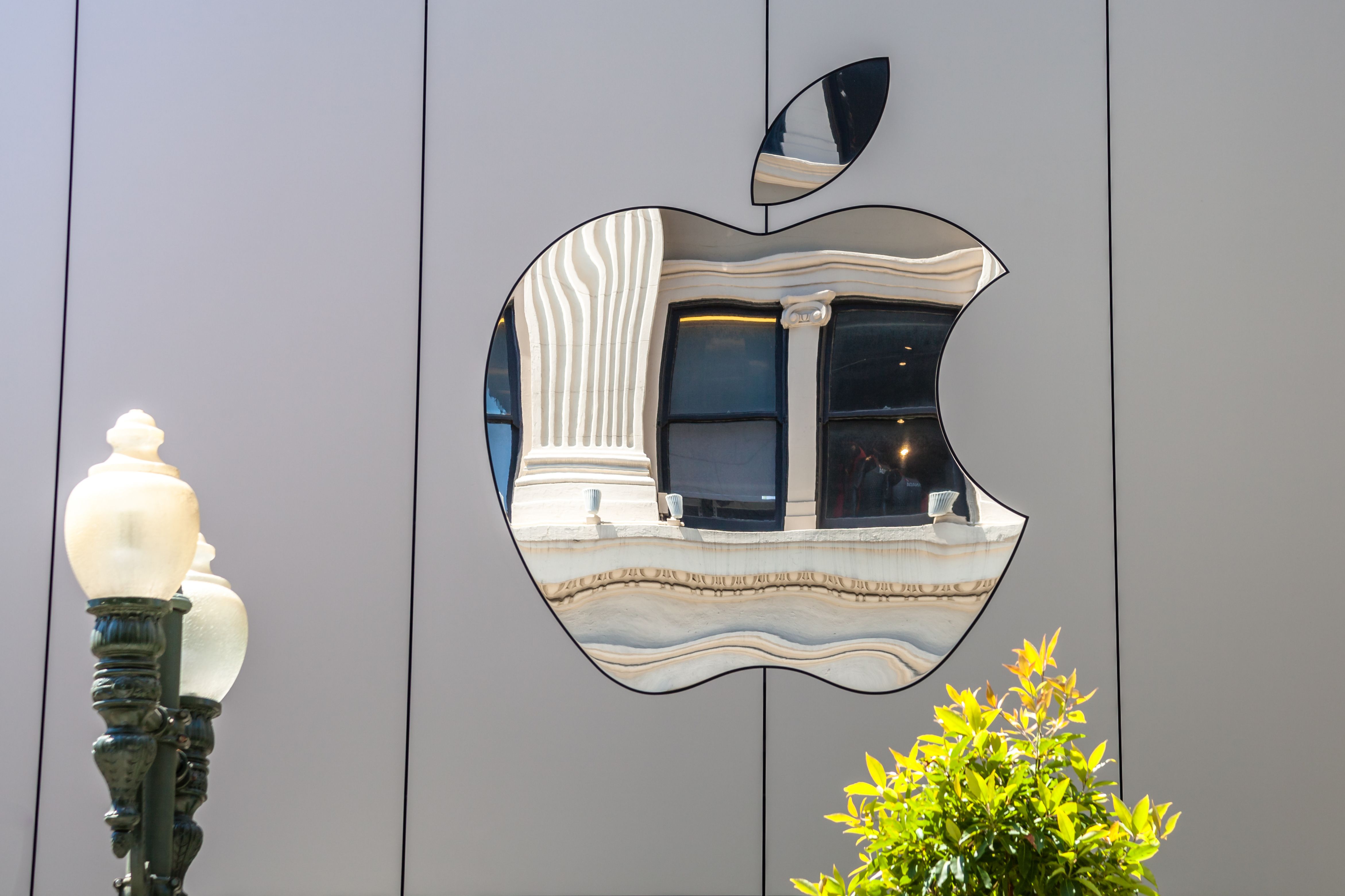 apple blockchain