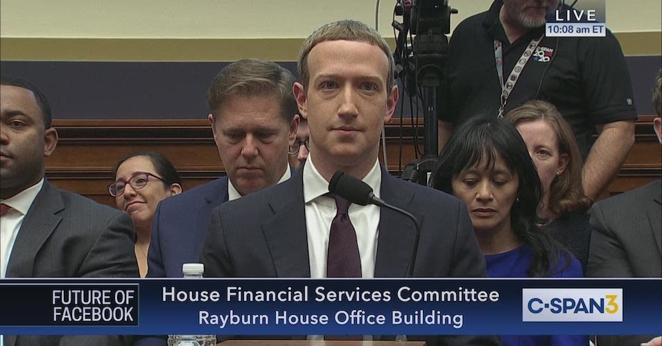 Mark Zuckerberg en una audiencia ante el Congreso de EEUU sobre el proyecto Libra